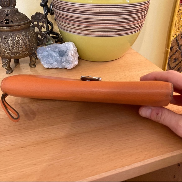 Cole Haan Orange Smooth Leather Clutch Organizer Wallet Zip Compartment GUC - Picture 8 of 13